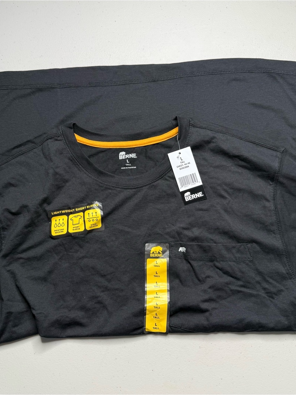 NWT Berne Men’s Black Short Sleeve Shirt Size Large Tall